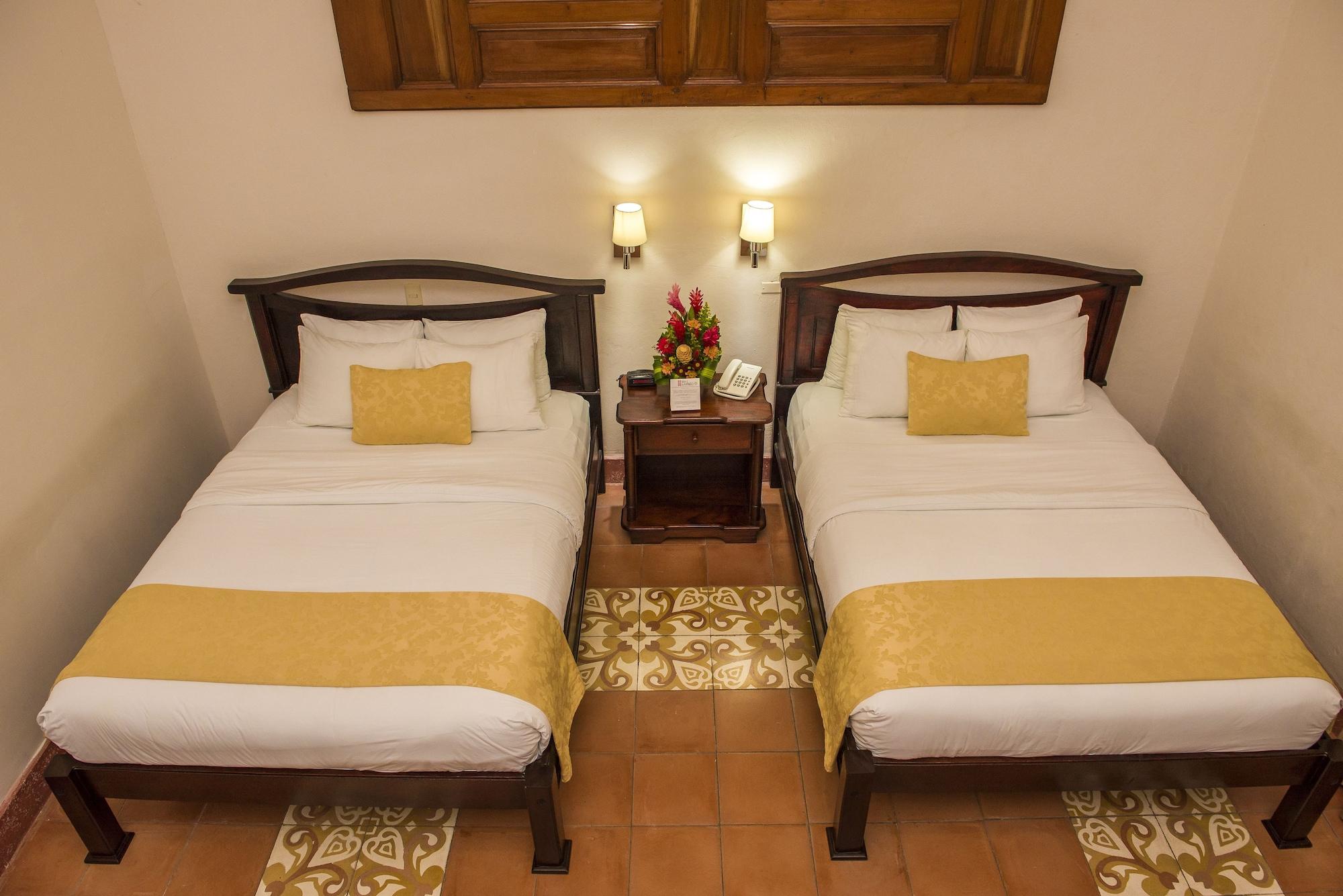 Hotel Real La Merced Granada Esterno foto